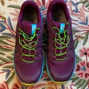 Salomon elevate sneakers